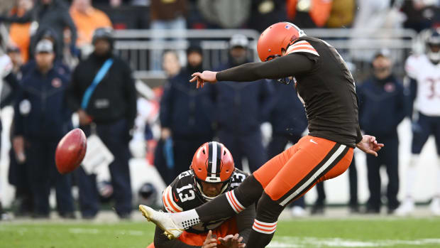 Dec 17, 2023; Cleveland, Ohio, USA; Cleveland Browns place kicker Dustin Hopkins (7) kicks a field goal during the fourth quarter against the Chicago Bears at Cleveland Browns Stadium.