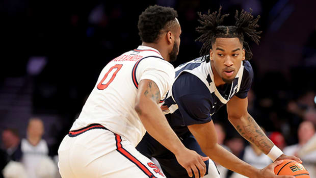 Butler guard Jayden Taylor will decide whether he intends to commit to Arkansas out of the transfer portal.
