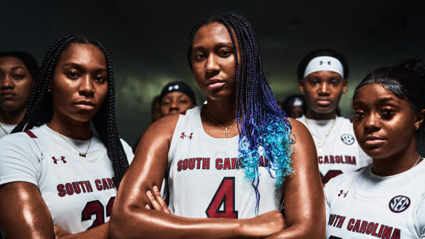 South Carolina women's basketball team poses for a photo.