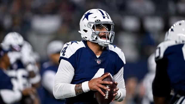 Dallas Cowboys quarterback Dak Prescott (4) warms up before the game between the Dallas Cowboys and the New York Giants at AT&T Stadium.