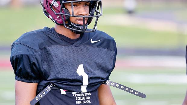 Top Tigers DB Target Marvin Burks Commits to Ole Miss Rebels | Mizzou Tigers Recruiting Tracker - Vimarsana News
