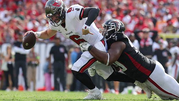 Tampa Bay Buccaneers quarterback Baker Mayfield (6) is sacked by Atlanta Falcons defensive tackle David Onyemata (90) in the fourth quarter at Raymond James Stadium.
