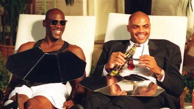 Michael Jordan and Charles Barkley during the filming of a Nike shoe commercial at the Arizona Biltmore
