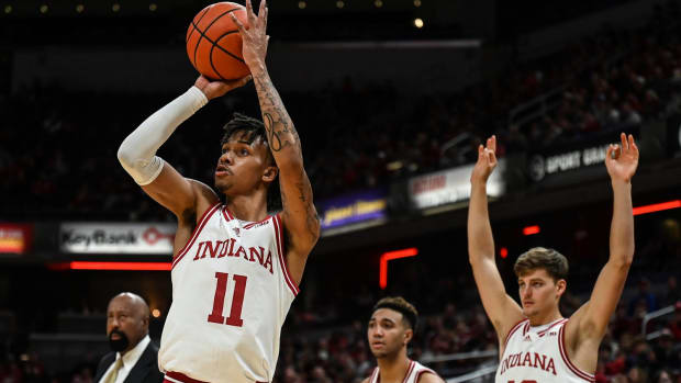 Indiana Hoosiers guard CJ Gunn (11) shoots a 3-pointer against the Miami (Oh) Redhawks in the second half of the Hoosier Classic on Sunday, Nov. 20, 2022. at Gainbridge Fieldhouse in Indianapolis. Indiana Hoosiers defeated the Miami (Oh) Redhawks 86-56.