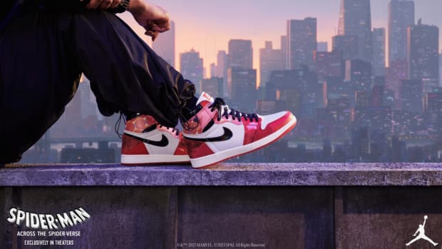 Animated image of red and black Air Jordan sneakers.