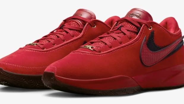 lebron lfc shoes