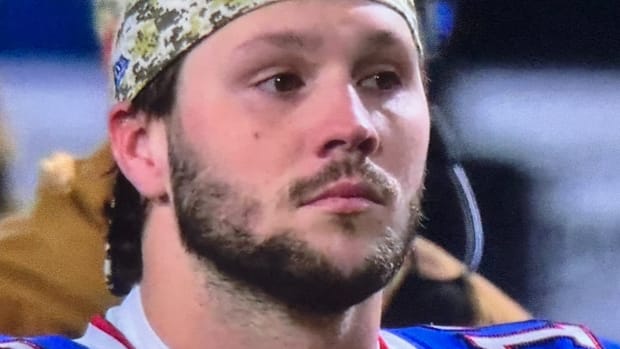 Allen looks on in disbelief after the Bills' game-losing penalty.