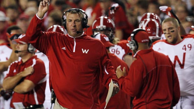 Bret Bielema on the sideline during the 2012 game in Lincoln.