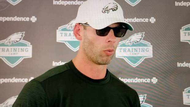 Eagles DC Jonathan Gannon talked about the green dot prior to Thursday's practice.