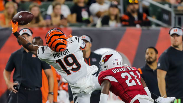 Former Wisconsin wide receiver Kendric Pryor catching a pass with the Cincinnati Bengals (Credit: Katie Stratman-USA TODAY Sports)