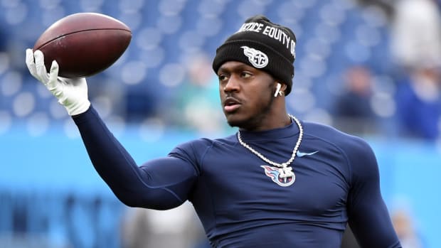 Tennessee Titans wide receiver A.J. Brown (11) warms up before the game against the Miami Dolphins at Nissan Stadium.