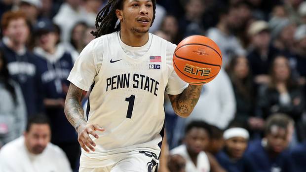 Penn State Nittany Lions guard Ace Baldwin Jr (1) dribbles the ball during the first half against the Northwestern Wildcats at Bryce Jordan Center. Northwestern defeated Penn State 76-72.
