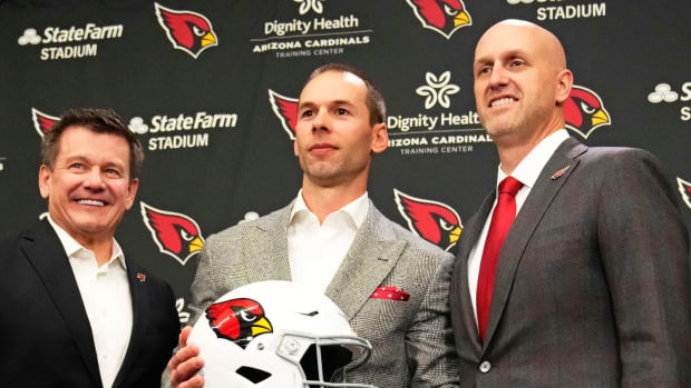 Former Eagles DC Jonathan Gannon is introduced as the head coach of the Arizona Cardinals on Feb. 16, 2023