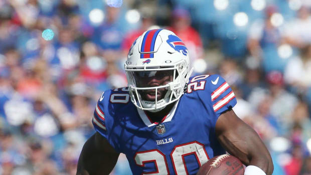 Bills Zach Moss races the ball upfield on a carry during the Bills 27-24 win in their first preseason game Saturday, Aug. 13, 2022 at Highmark Stadium in Orchard Park. Sd 081322 Bills 26 Spts
