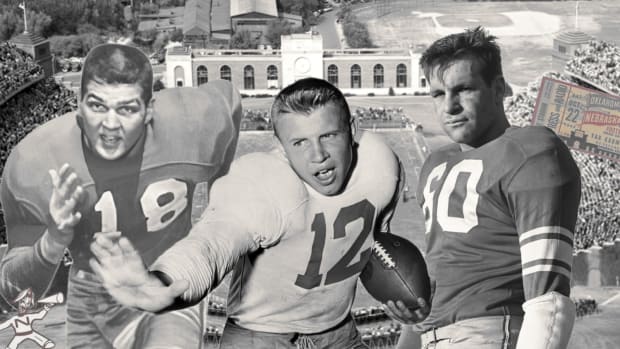 1943-52 Memorial Stadium, Jerry Minnick, Bobby Reynolds, Tom Novak