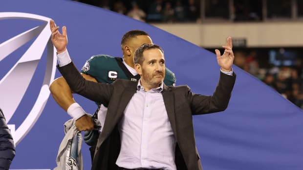 Howie Roseman celebrates the Eagles' NFC title win over the 49ers