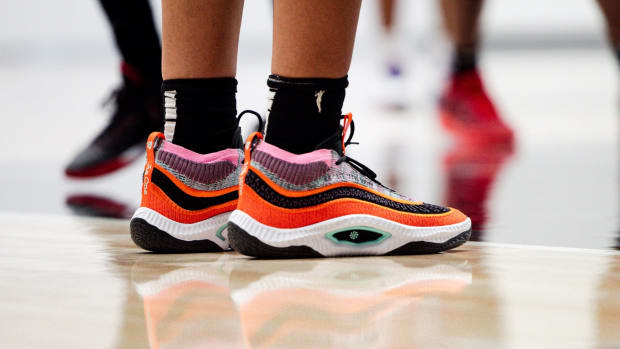 bureau Drink water Toneelschrijver A'Ja Wilson Gets Another Nike Cosmic Unity 3 Colorway - Sports Illustrated  FanNation Kicks News, Analysis and More