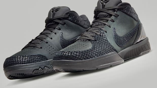 Side view of Kobe Bryant's black Nike sneakers.