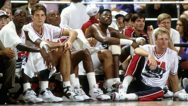 USA dream team guard Michael Jordan - Christian Laettner - Charles Barkley - Patrick Ewing - John Stockton and Larry Bird on the bench during the 1992 Tournament