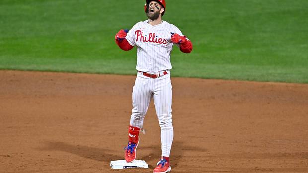 How to watch Padres vs. Phillies in Game 5 of the NLCS - How to Watch and Stream Major League & College Sports - Vimarsana News