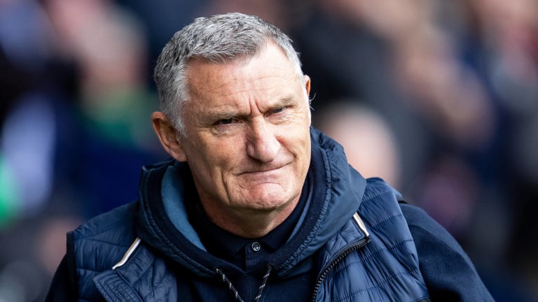 Sunderland boss Tony Mowbray gives verdict on controversial moment in Stoke City defeat