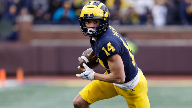 Big Ten football win total predictions for 2023 college football season