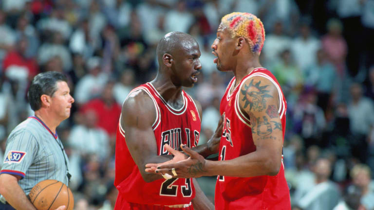 25 Years Ago Today: Bulls Eliminate Hawks