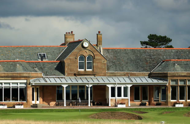 RoyalTroon_Clubhouse