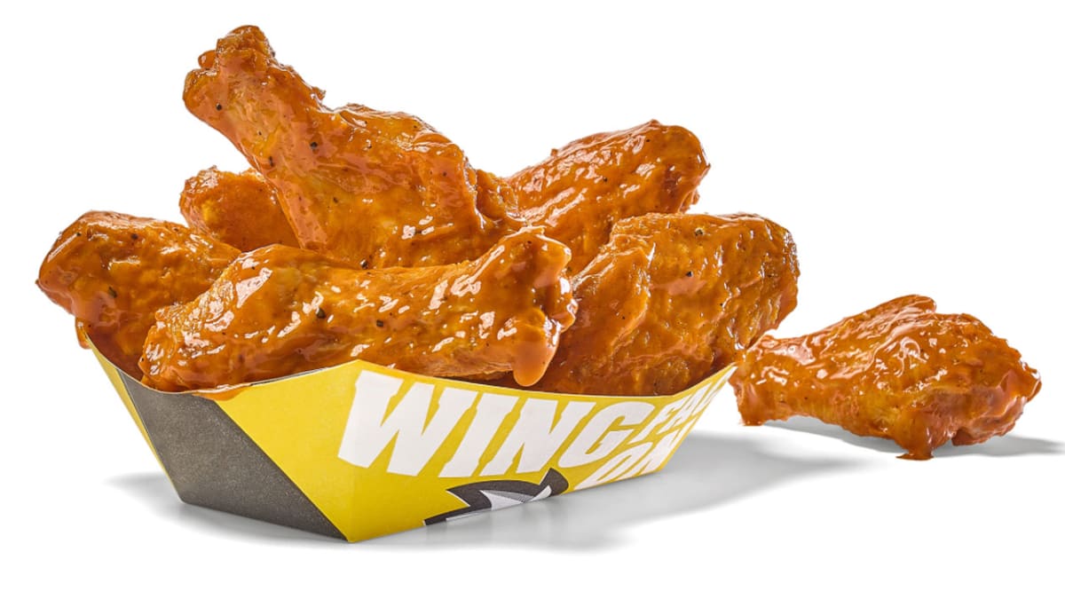 Restaurant Buffalo Wild Wings Overtime Free Wings MICHIGAN