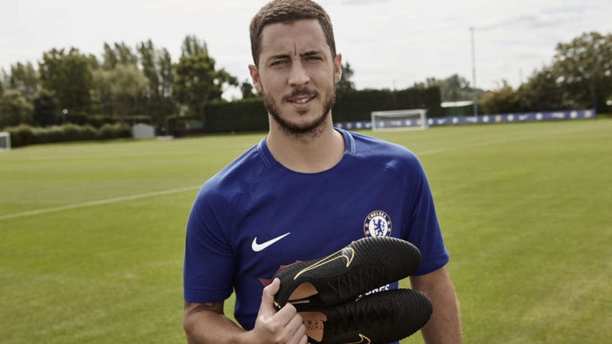 afijo Cálculo moderadamente Chelsea's Eden Hazard Shows Off New Nike Mercurial Vapor Flyknit Ultra  Boots - Sports Illustrated