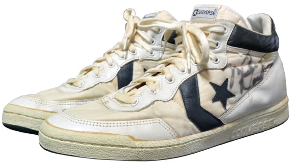 Lot Detail - 1984 MICHAEL JORDAN OLYMPIC TRIALS GAME WORN & TEAM-SIGNED  CONVERSE BASKETBALL SNEAKERS - LETTER OF PROVENANCE FROM SON OF TEAM USA  DOCTOR