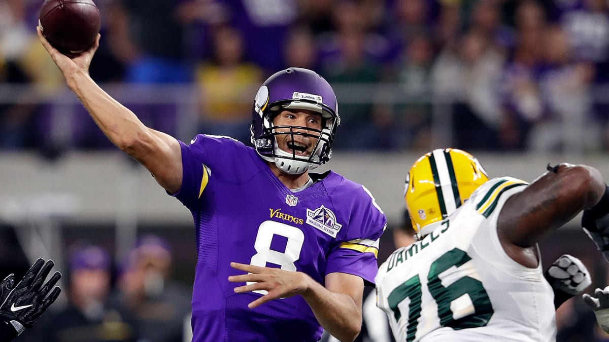 Sam Bradford Learned Norv Turner Resigned From Vikings Because His Wife Got  a Phone Alert