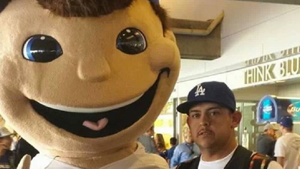 Los Angeles Dodgers introduce terrifying mascot, say he's 'not a mascot' -  Sports Illustrated