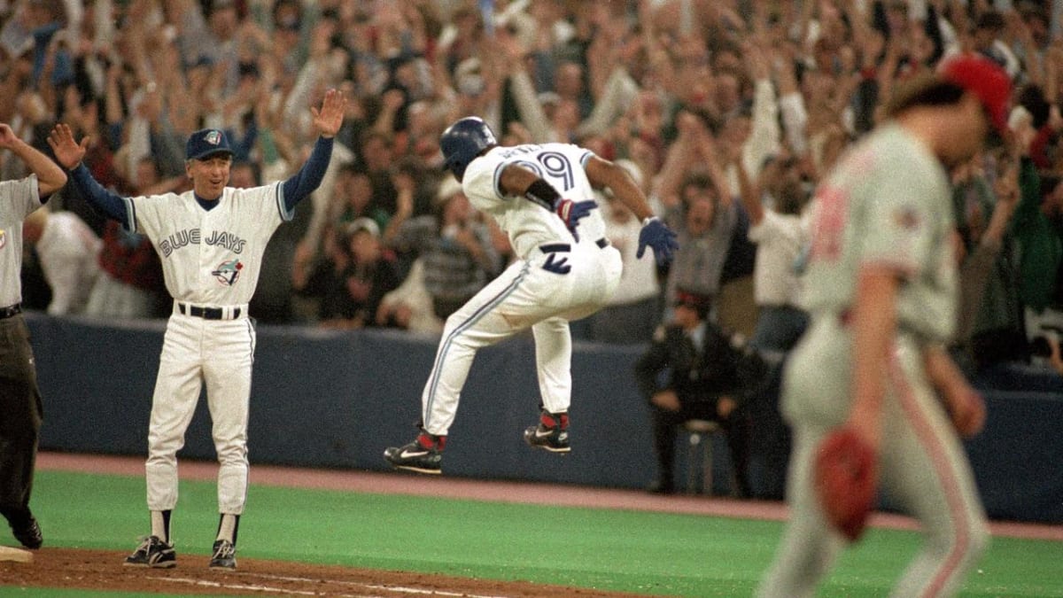 1993 WS Game 6: Joe Carter wins Series with homer 