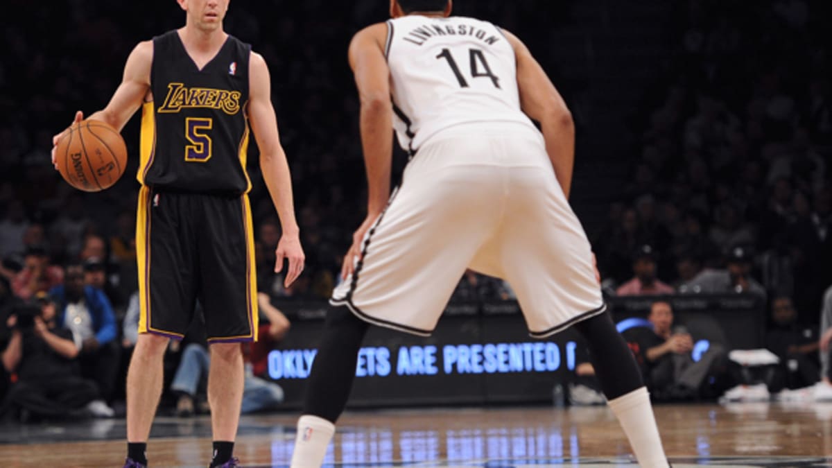 Pics: LA Lakers Debut Black Alternate Uniforms – SportsLogos.Net News