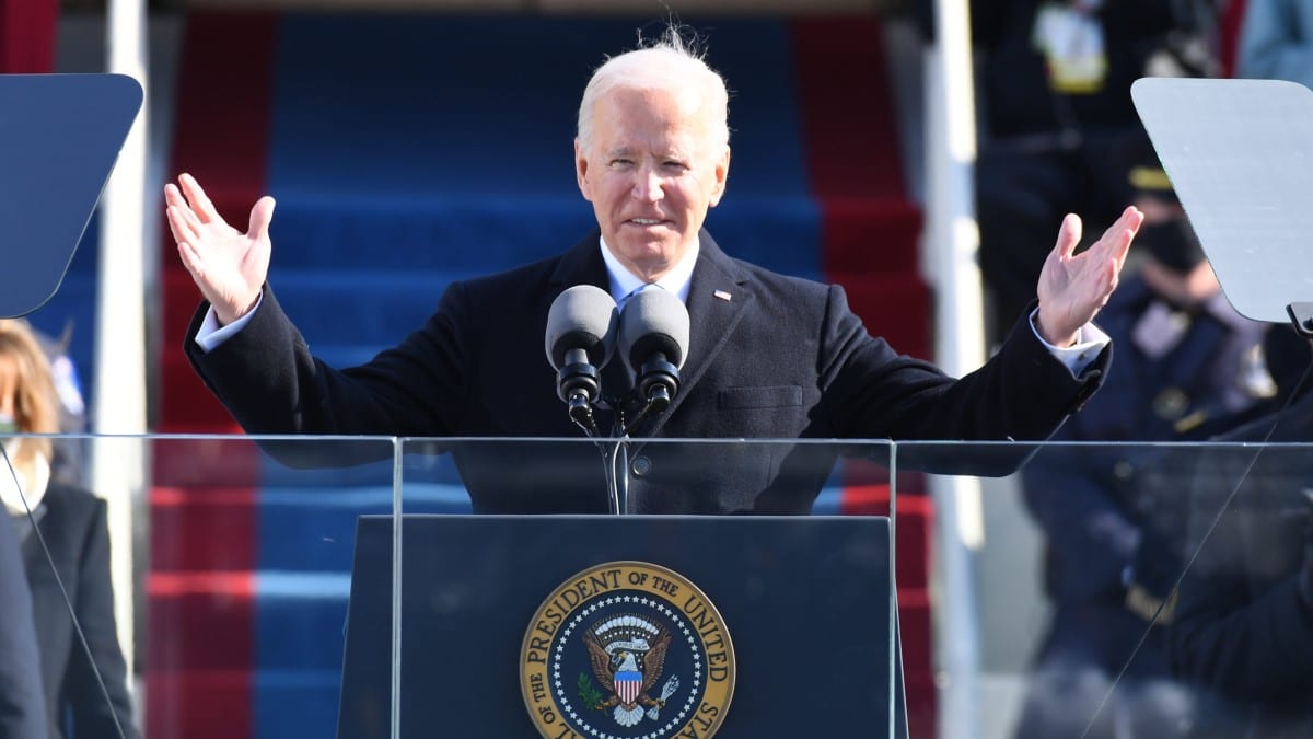 Patrick Mahomes Rocks a Rolex President Watch to Meet President Biden –  Robb Report