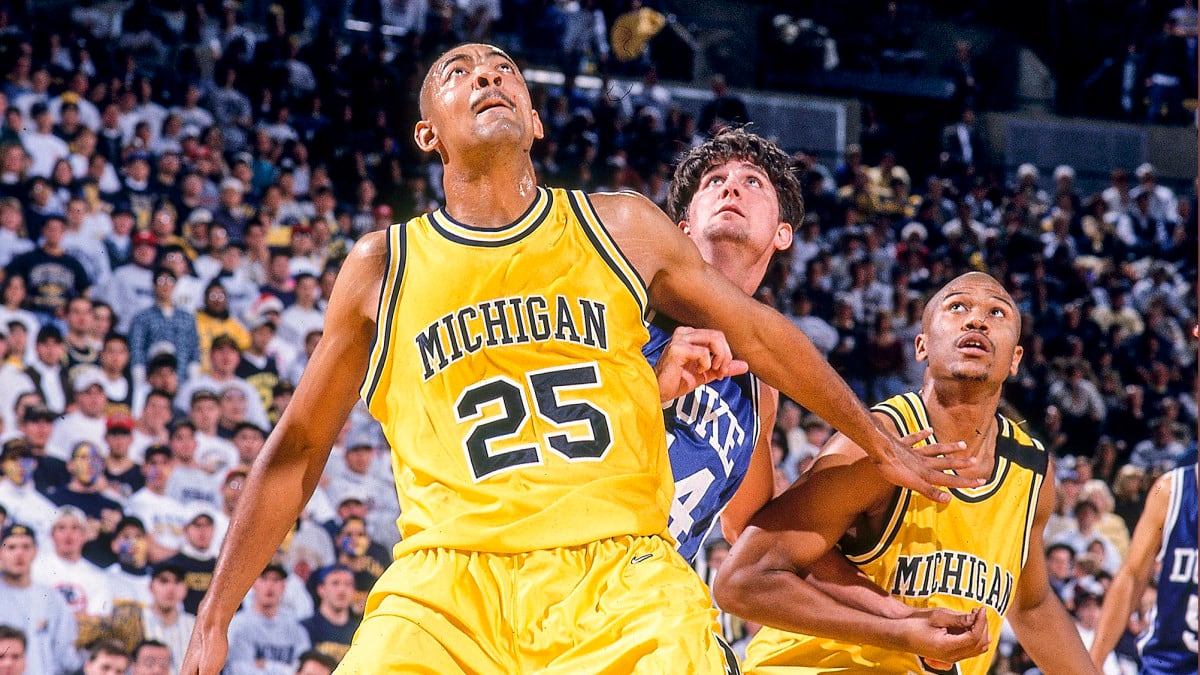 LOOK: Is Juwan Howard Bringing Back A Classic Fab Five Look? - Sports  Illustrated Michigan Wolverines News, Analysis and More