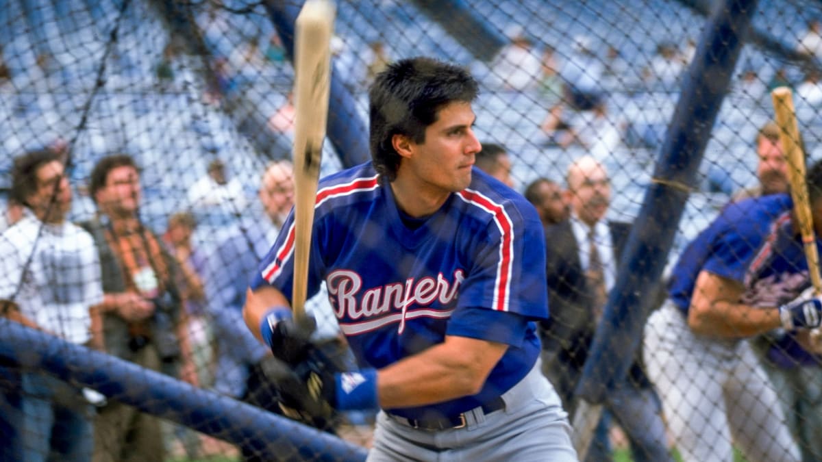 Texas Rangers: Two memorable Jose Canseco moments