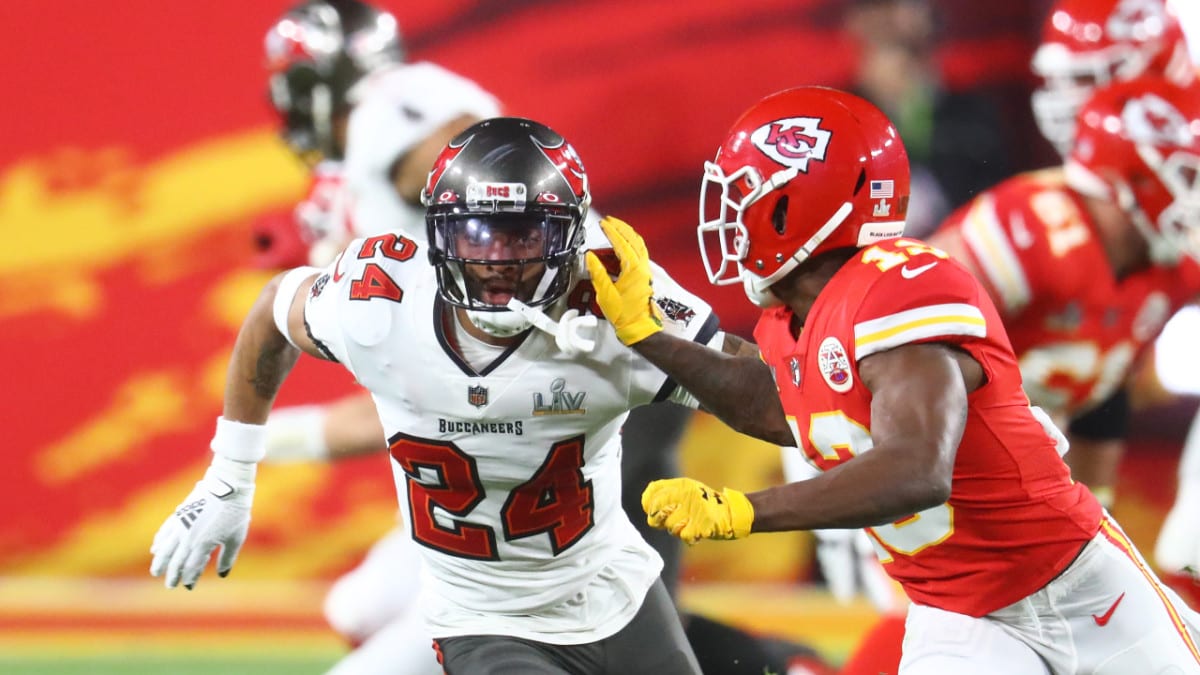 Buccaneers CB Carlton Davis out to prove doubters wrong in 2023