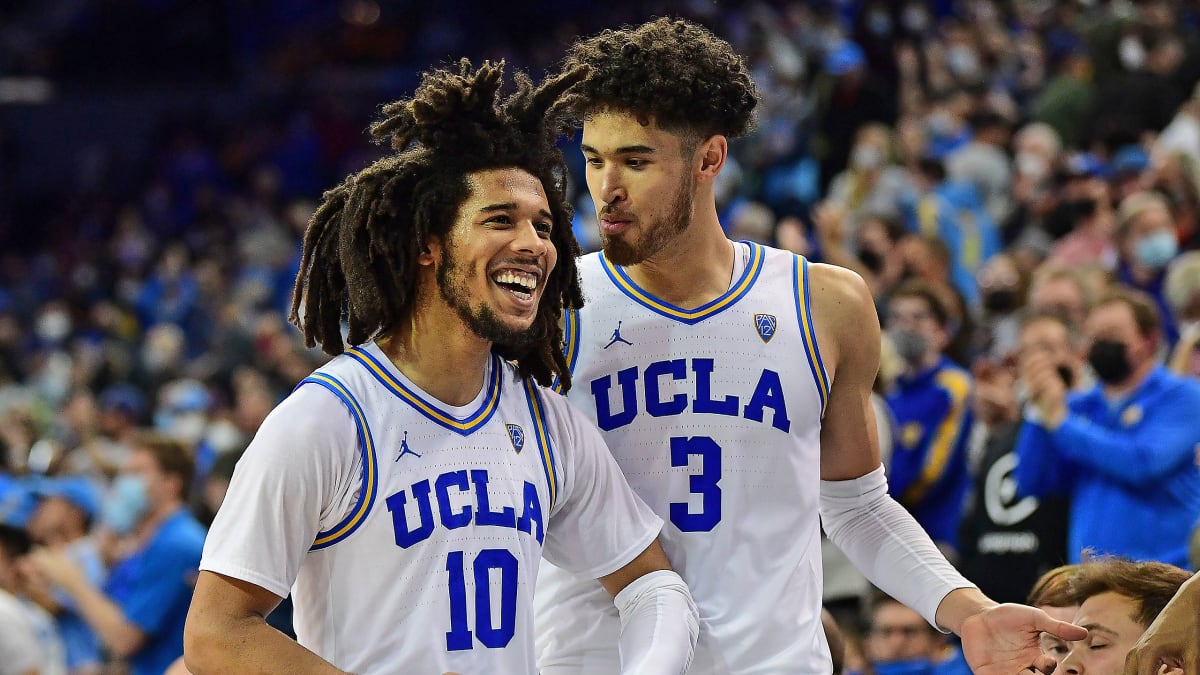 UCLA's Johnny Juzang reunited with brother at Final Four