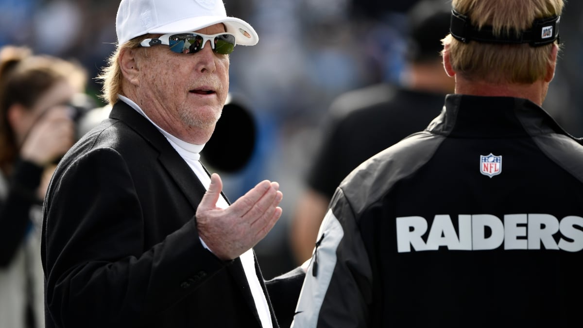 Raiders owner Mark Davis rails against Oakland 'disrespect,' has sole focus  on Las Vegas