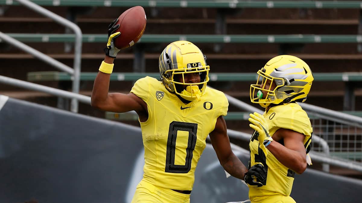 Unveiling The Sports Illustrated 2021 Pac 12 Football Rankings Sports Illustrated Oregon Ducks News Analysis And More