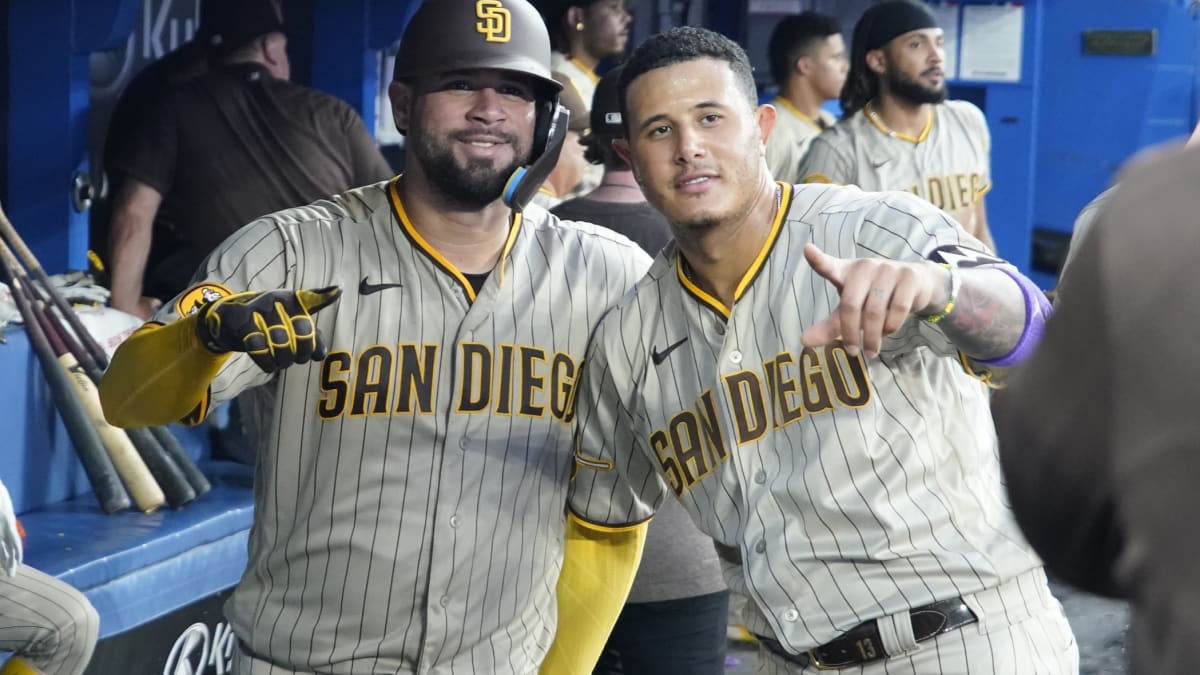 Padres News: Friars Catcher Headlines MLB Insiders 'Team of The Week' -  Sports Illustrated Inside The Padres News, Analysis and More