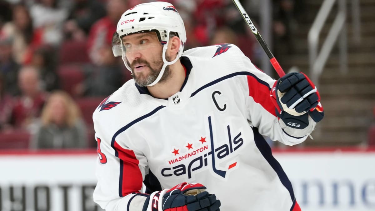 Capitals' Alex Ovechkin stepping away due to father's death - ESPN