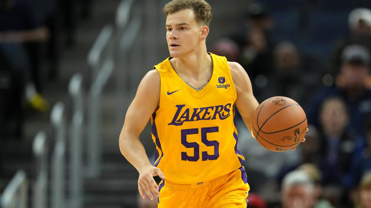 Watch now: McClung leads Lakers to victory in G League playoff