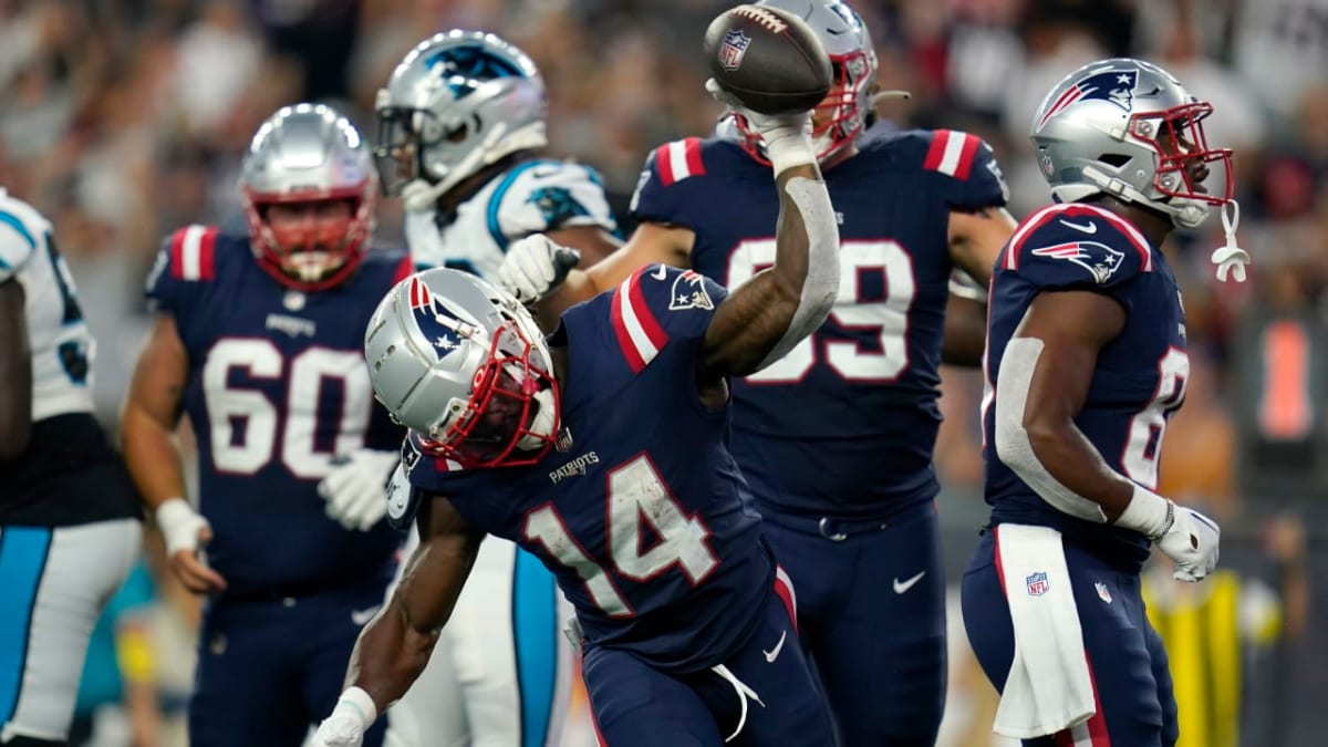 New England Patriots 20, Carolina Panthers 10: Mac Jones, Offense Overcome  Sluggish Start - Sports Illustrated New England Patriots News, Analysis and  More