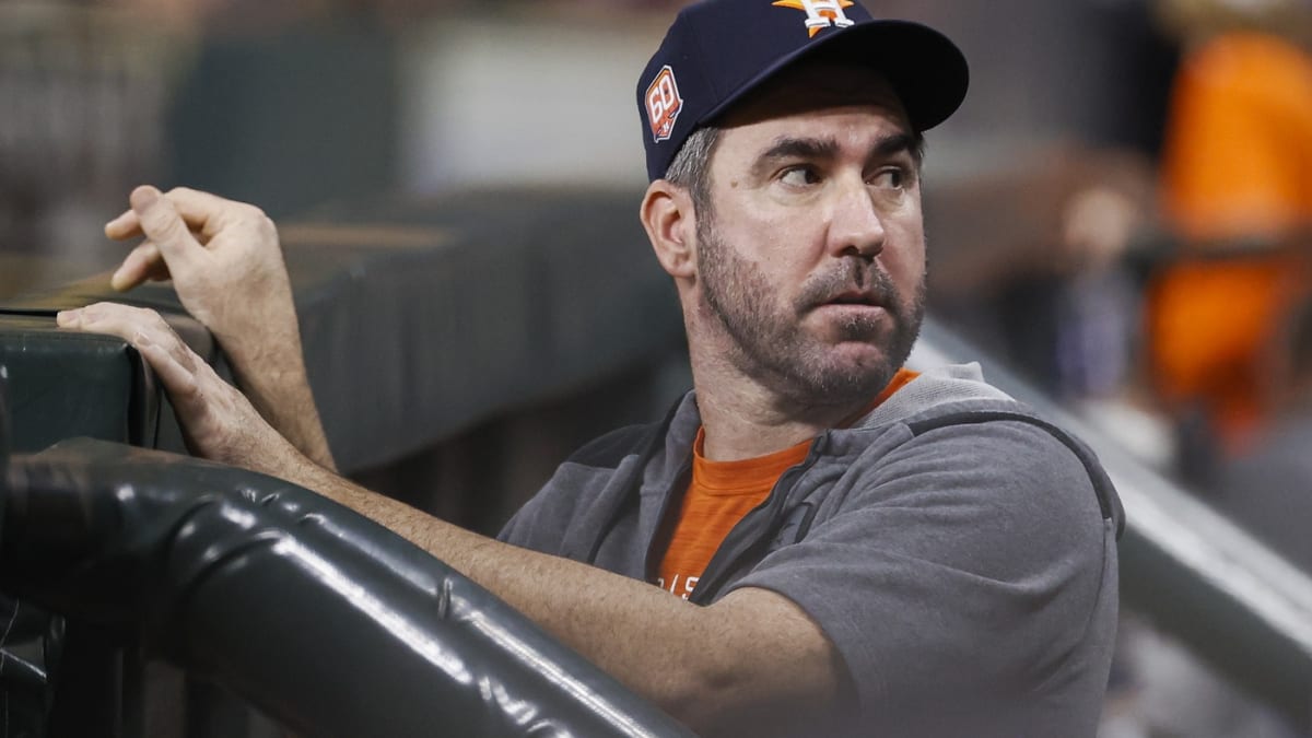 Houston Astros Justin Verlander Lands On IL with Right Calf Injury