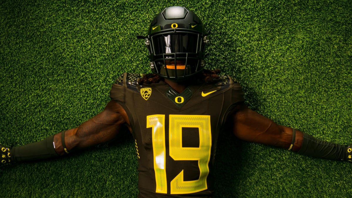 Rot Protestant driehoek Oregon vs BYU Cougars: Ducks release Uniforms for Week three - Sports  Illustrated Oregon Ducks News, Analysis and More