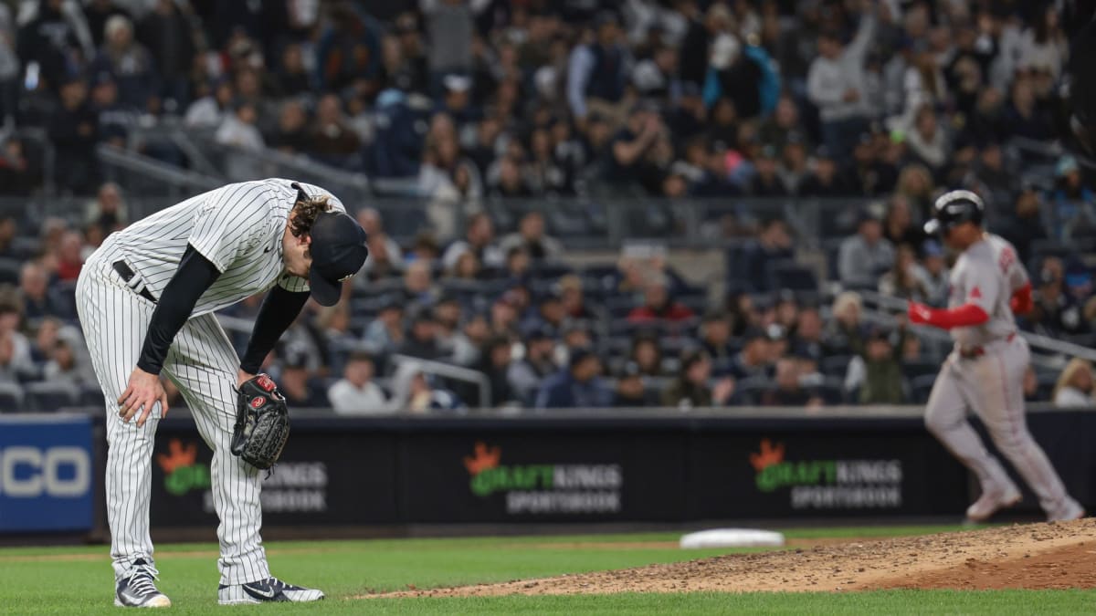 Yankees pitcher Gerrit Cole ejected after he screams at umpire