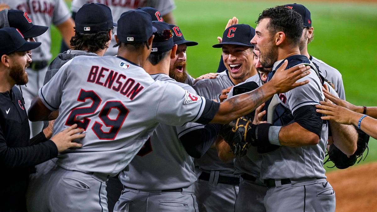 MLB Power Rankings: AL Central playoff race settles with Cleveland - Sports  Illustrated